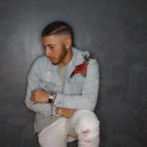 Meet your Posher, Gilberto